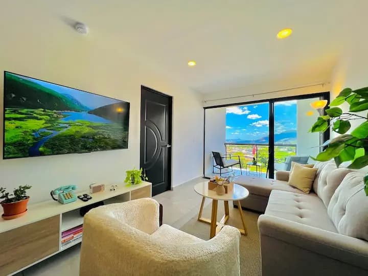 Interior of the Torre Kali apartment, photo 36